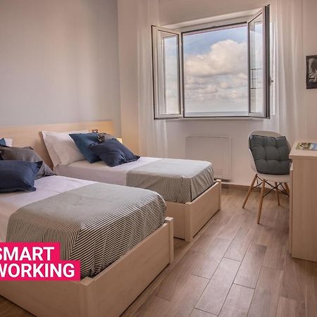 Seaview Rooms In The Center By Wonderful Italy Чефалу Екстериор снимка